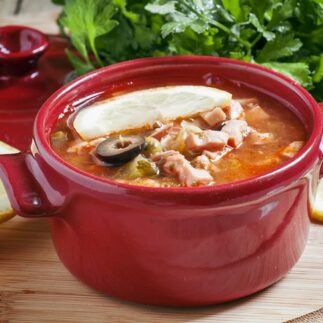 рецепт сборной мясной солянки, рецепт приготовления сборной мясной солянки, как приготовить сборную мясную солянку, состав сборной мясной солянки, как приготовить сборную мясную солянку