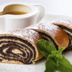 Вкусный рулет с маком на Маковей