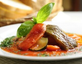 рецепт пошагово сладкого перца с овощами, пошаговый рецепт приготовления сладкого перца с овощами, как приготовить сладкий перец с овощами рецепт пошагово, состав сладкого перца с овощами, как приготовить сладкий перец с овощами пошагово