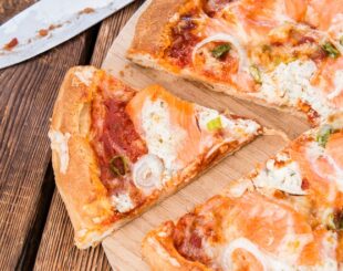 рецепт рыбной пиццы, рецепт приготовления рыбной пиццы, как приготовить рыбную пиццу, состав рыбной пиццы, как приготовить рыбную пиццу