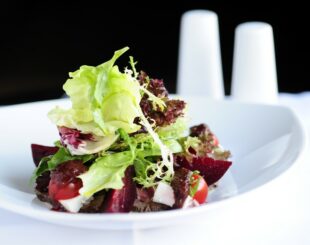 рецепт пошагово Салата из пекинской капусты с курицей, пошаговый рецепт приготовления Салата из пекинской капусты с курицей, как приготовить Салат из пекинской капусты с курицей рецепт пошагово, состав Салат из пекинской капусты с курицей, как приготовить Салат из пекинской капусты с курицей