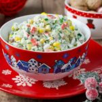 Салат із крабових паличок з рисом і кукурудзою