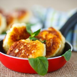 рецепт кукурузных оладий, рецепт приготовления кукурузных оладий, как приготовить кукурузные оладьи, состав кукурузных оладий, как приготовить кукурузные оладьи