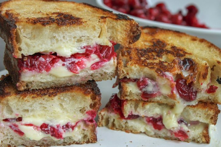 C клюквенным джемом