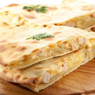 рецепт закрытого пирога с сыром и луком-порей, рецепт приготовления закрытого пирога с сыром и луком-порей, как приготовить закрытый пирог с сыром и луком-порей, состав закрытого пирога с сыром и луком-порей, как приготовить закрытый пирог с сыром и луком-порей