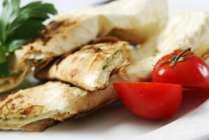 рецепт лаваша с сулугуни, пошаговый рецепт приготовления лаваша с сулугуни, как приготовить лаваш с сулугуни пошагово с фото, состав лаваша с сулугуни, как приготовить лаваш с сулугуни