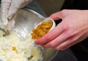 Сирники з родзинками