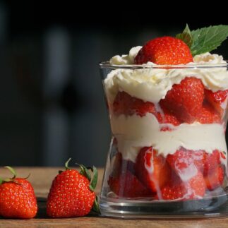десерты с клубникой, десерт из клубники