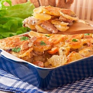 рецепт гратена из эскалопа с картофелем, рецепт приготовления гратена из эскалопа с картофелем, как приготовить гратен из эскалопа с картофелем видео, состав гратена из эскалопа с картофелем, как приготовить гратен из эскалопа с картофелем пошагово