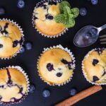 Черничные капкейки