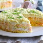 Как приготовить салат Мимоза с картошкой?