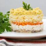Салат мімоза з яблуками