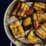 Рулетики з баклажанів з сирною начинкою