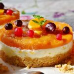 Фруктовий торт без випічки