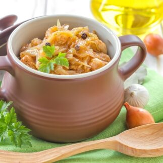 рецепт тушеной капусты, рецепт приготовления тушеной капусты, как приготовить тушеную капусту, состав тушеной капусты, как приготовить тушеную капусту, тушеная капуста классический рецепт, тушеная капуста простой рецепт, тушеная капуста с колбасой, тушеная капуста с курицей, тушеная капуста по-чешски