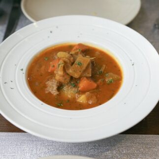 рецепт супа харчо с рисом и свининой, рецепт приготовления супа харчо с рисом и свининой, как приготовить суп харчо с рисом и свининой, состав супа харчо с рисом и свининой, как приготовить суп харчо с рисом и свининой