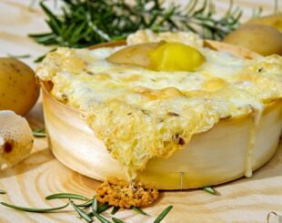 что приготовить из картофеля, блюда из картошки, рецепты вкусных блюд из картошки, картофель по-деревенски рецепт, рецепт пастушего пирога, деруны рецепт