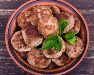 рецепт котлет из готового фарша, рецепт приготовления котлет из готового фарша, как приготовить котлеты из готового фарша, состав котлет из готового фарша, как приготовить котлеты из готового фарша