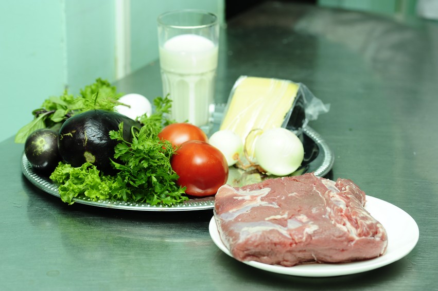 Продукты для приготовления мусаки