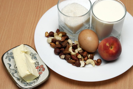 Продукты для приготовления персикового десерта