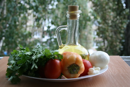 Продукты для приготовления соуса Софрито